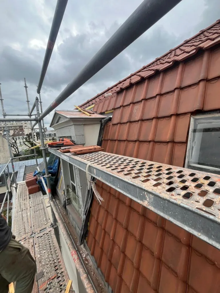 Chantier de rénovation — Couvreur Lugrin