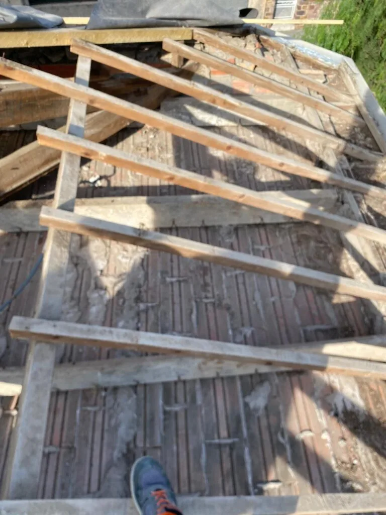 Charpente en rénovation — Couvreur Lugrin